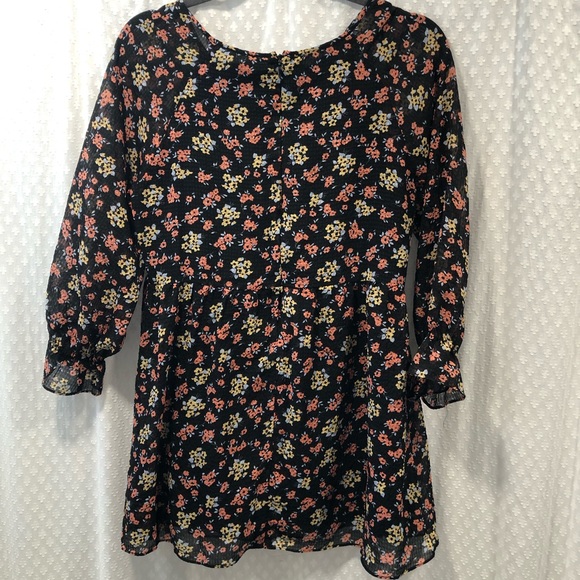 FREE PEOPLE • floral boho dress 6 - Picture 4 of 4